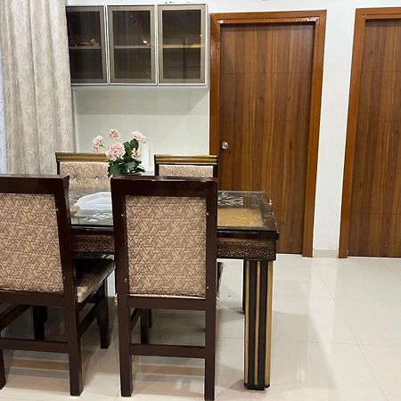 Service Apartment At Financial District Hyderabad Exterior foto